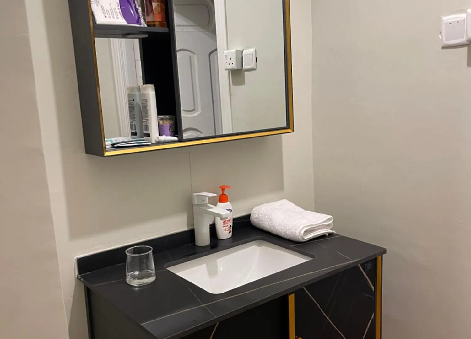 The Luxe Studio 2 Medina